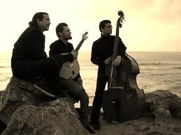 Guitarra Portuguesa + Contrabaixo + Produção Electrónica